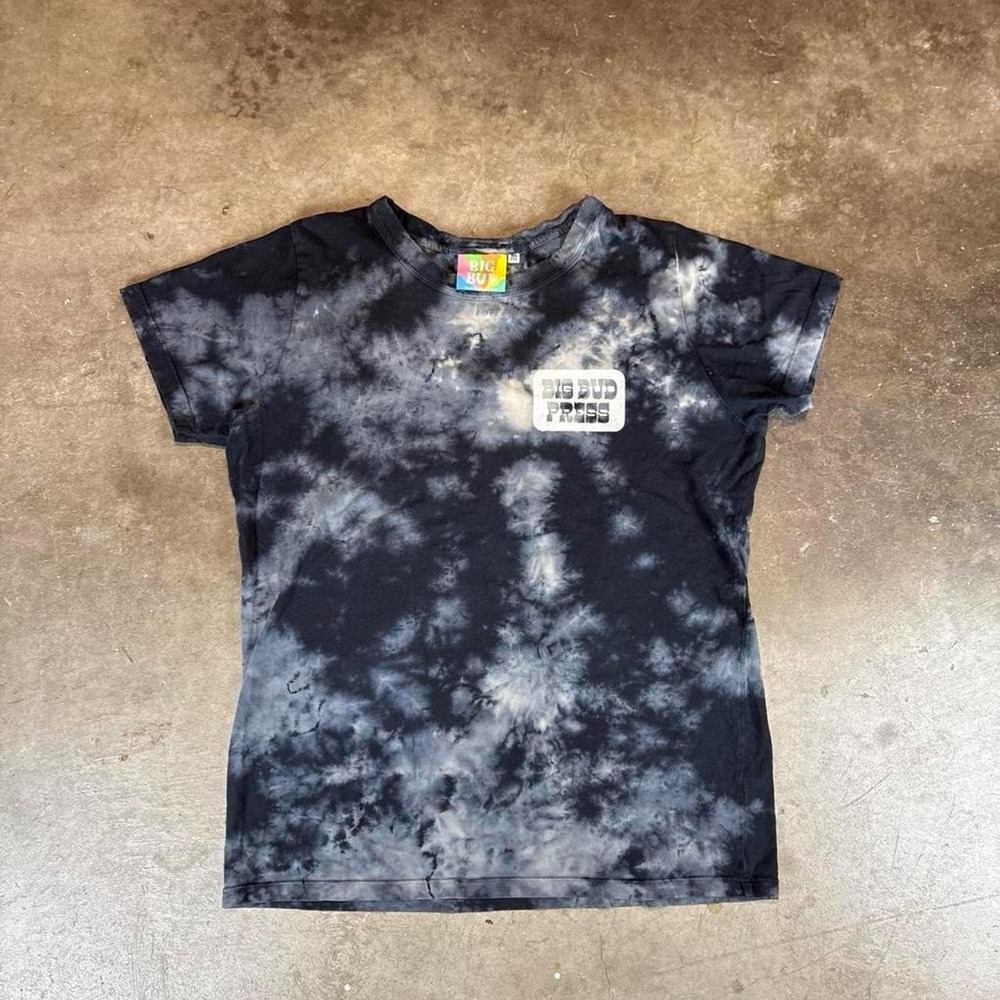 Big buds Black tie-dye tshirt Women's size medium